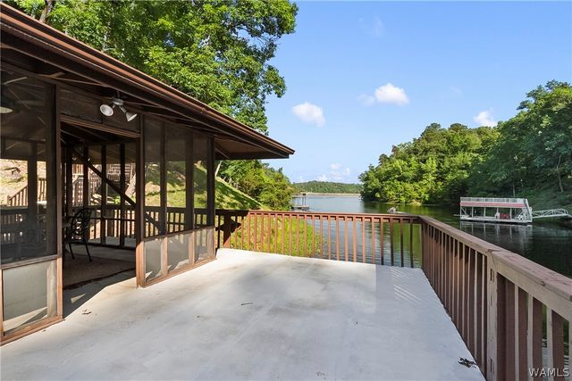 1821 Point Clear Rd, Tuscaloosa, AL 35406
