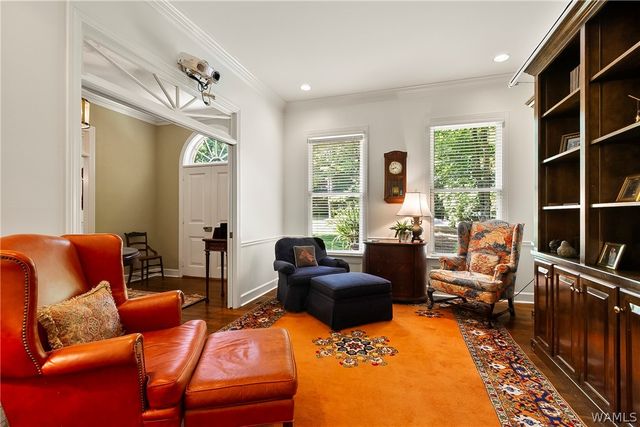 1821 Point Clear Rd, Tuscaloosa, AL 35406