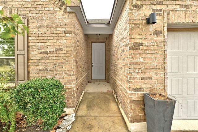 7300 Altidore DR, Austin, TX 78744