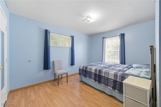 3244 Nelson Avenue, Youngstown, OH 44505