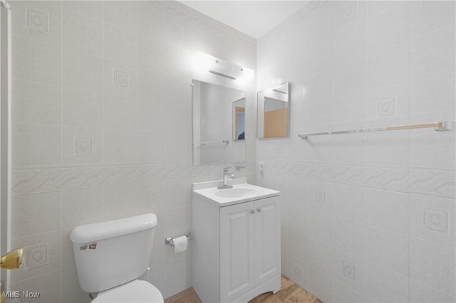 3244 Nelson Avenue, Youngstown, OH 44505