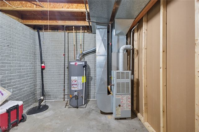 3244 Nelson Avenue, Youngstown, OH 44505