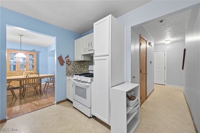 3244 Nelson Avenue, Youngstown, OH 44505