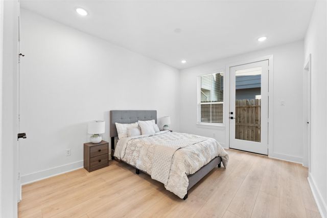 3105 Jensen Dr B, Houston, TX 77026