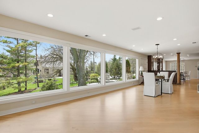 720 South Street, Barrington, IL 60010