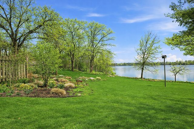 720 South Street, Barrington, IL 60010