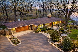 720 South Street, Barrington, IL 60010
