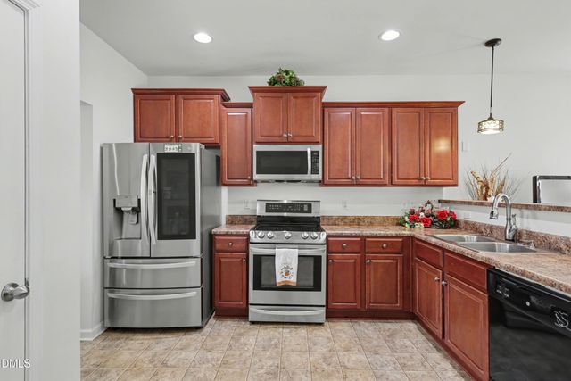 1305 Hosmer Court, Wake Forest, NC 27587