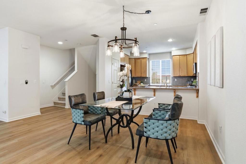 Image 18 of property listing at 1637 Mabury Road, San Jose, CA 95133