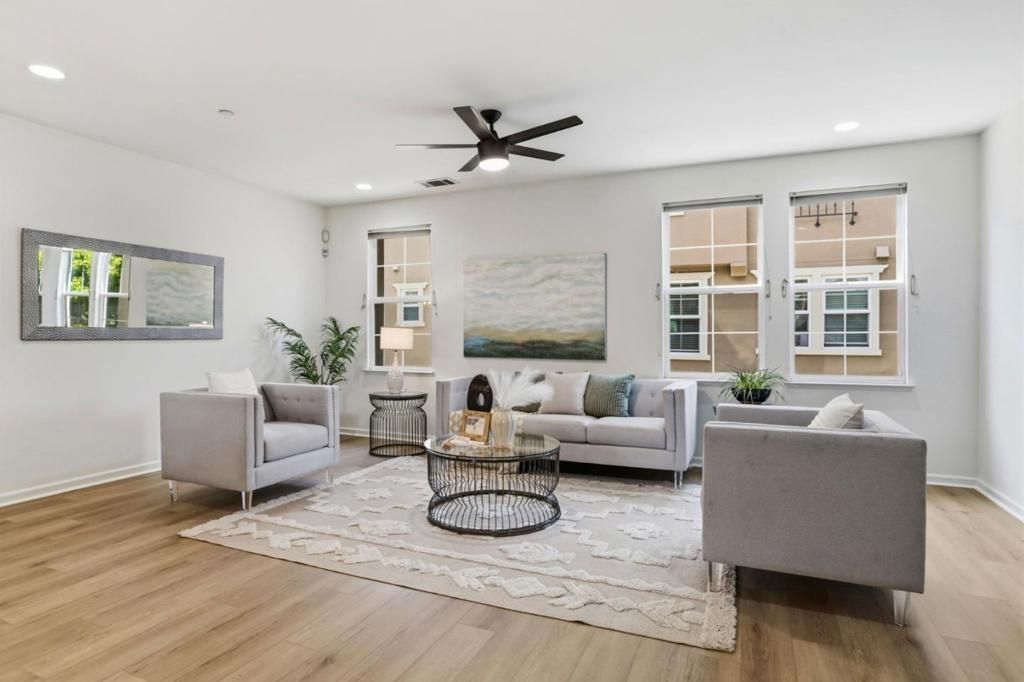 Image 6 of property listing at 1637 Mabury Road, San Jose, CA 95133