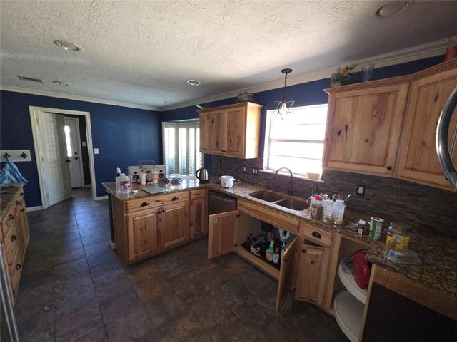 17866 Magnolia Lane, New Caney, TX 77357