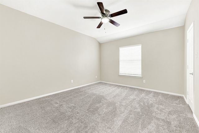 4450 Sharpsburg Drive, Grand Prairie, TX 75052