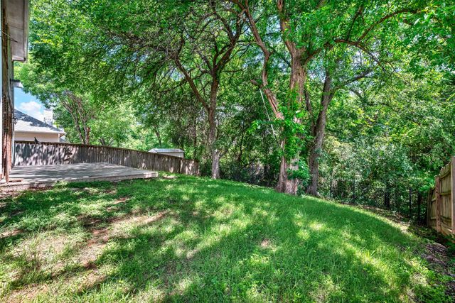 4450 Sharpsburg Drive, Grand Prairie, TX 75052