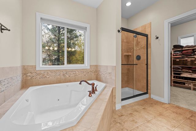 13821 E Bellessa Ln, Spokane Valley, WA 99206