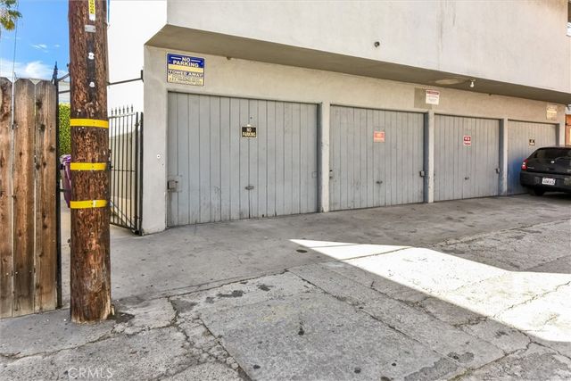 68 Lime Avenue 12, Long Beach, CA 90802