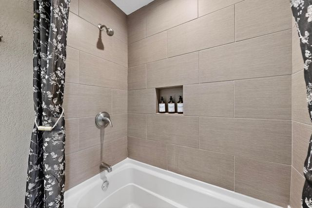218 N Beacon Street 108, Dallas, TX 75214