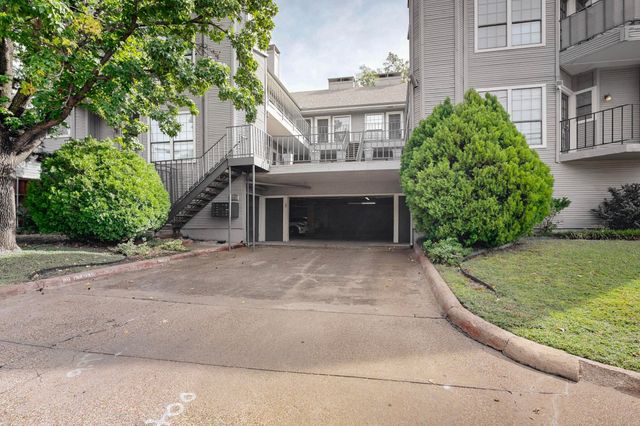 218 N Beacon Street 108, Dallas, TX 75214