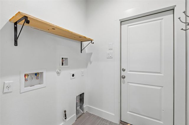 4124 Valley View RD 4A, Austin, TX 78704