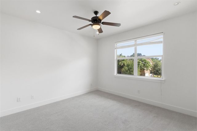 4124 Valley View RD 4A, Austin, TX 78704
