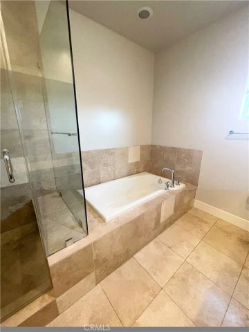 1411 N Detroit 408, Los Angeles, CA 90046