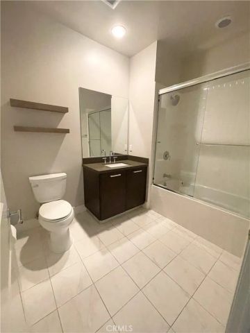 1411 N Detroit 408, Los Angeles, CA 90046