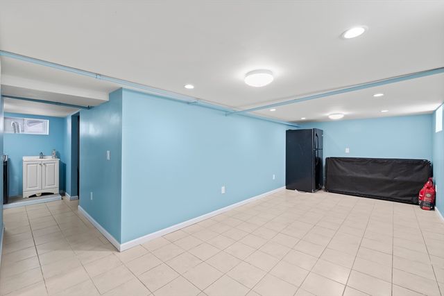 334 Sea, Quincy, MA 02169