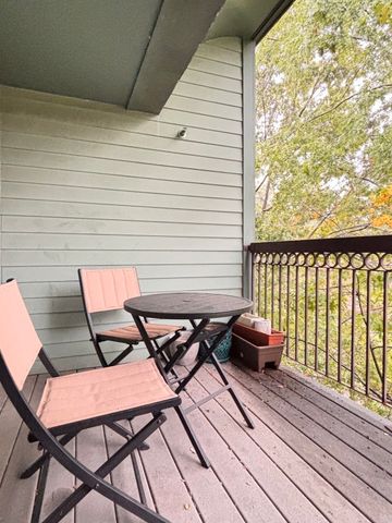 185 High St 303, Brookline, MA 02445