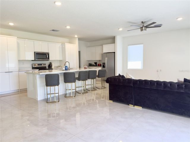 6380 CHORUS DRIVE, Mascotte, FL 34753