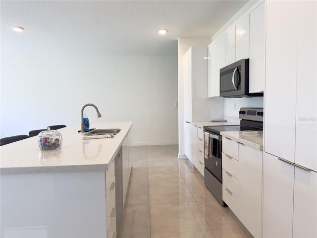6380 CHORUS DRIVE, Mascotte, FL 34753