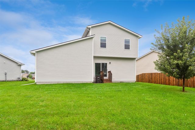 4515 E 48th Street, Des Moines, IA 50317