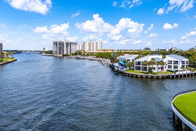 1102 Highland Beach Drive 2w, Highland Beach, FL 33487