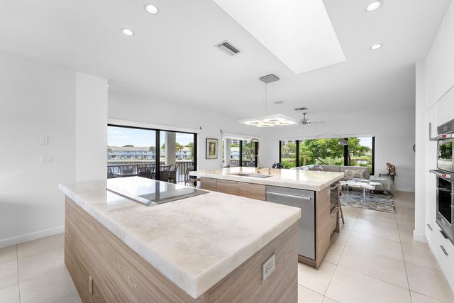 1102 Highland Beach Drive 2w, Highland Beach, FL 33487