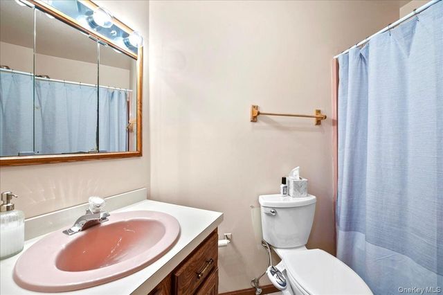 25 Village Gate Way 25, Nyack, NY 10960