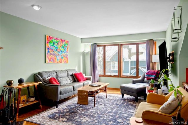 25 Village Gate Way 25, Nyack, NY 10960