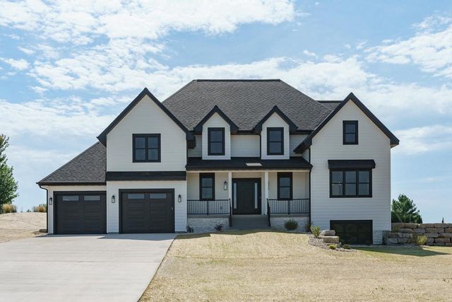 7184 Pfeil Bend, Sun Prairie, WI 53590