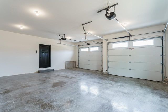 7184 Pfeil Bend, Sun Prairie, WI 53590