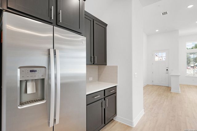 3523 N Loop 1604 E Unit 2002, San Antonio, TX 78247