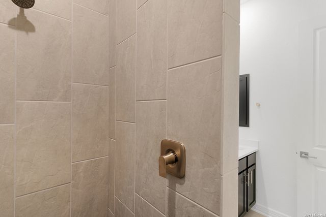 3523 N Loop 1604 E Unit 2002, San Antonio, TX 78247