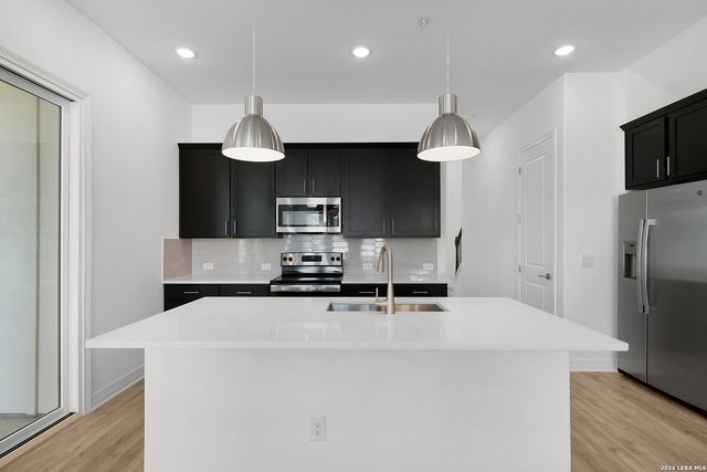 3523 N Loop 1604 E Unit 2002, San Antonio, TX 78247