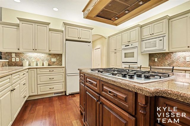 7685 Wood Violet Court, Ada, MI 49301
