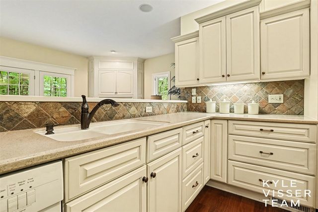 7685 Wood Violet Court, Ada, MI 49301