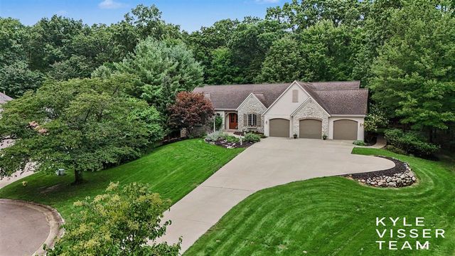 7685 Wood Violet Court, Ada, MI 49301