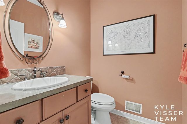 7685 Wood Violet Court, Ada, MI 49301