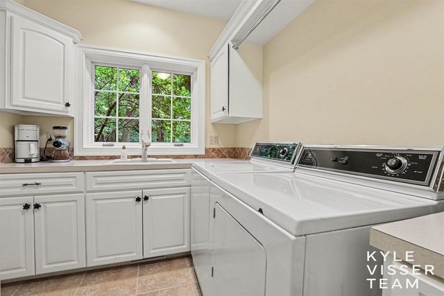 7685 Wood Violet Court, Ada, MI 49301
