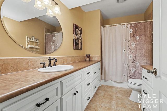 7685 Wood Violet Court, Ada, MI 49301