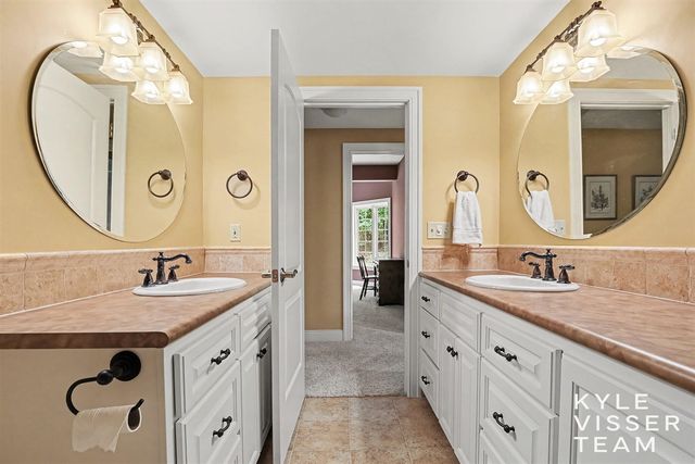 7685 Wood Violet Court, Ada, MI 49301