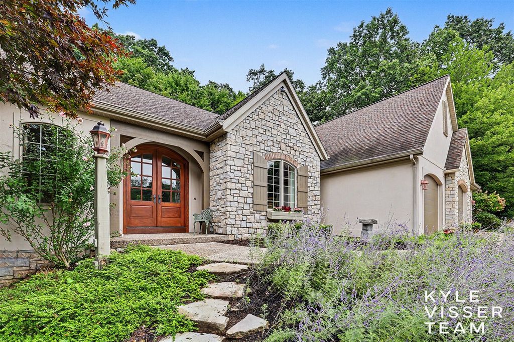 7685 Wood Violet Court, Ada, MI 49301