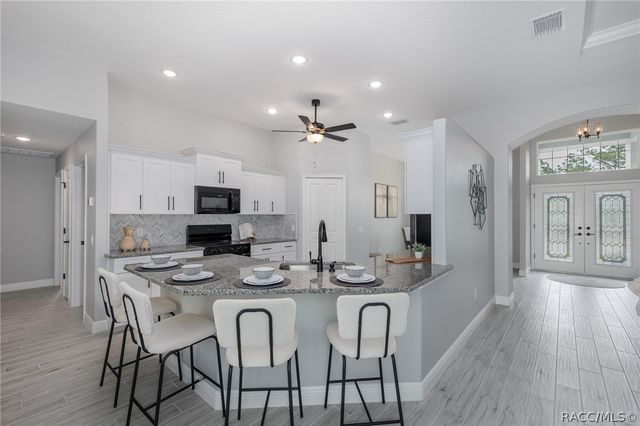 38 Vinca Street, Homosassa, FL 34446