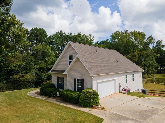 42 Meadows Lane, Senoia, GA 30276