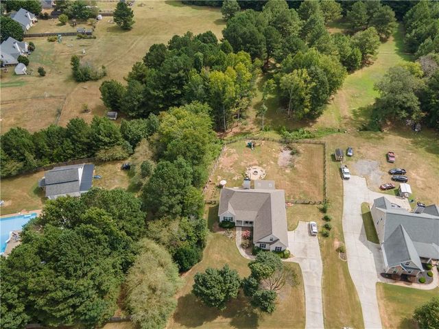 42 Meadows Lane, Senoia, GA 30276